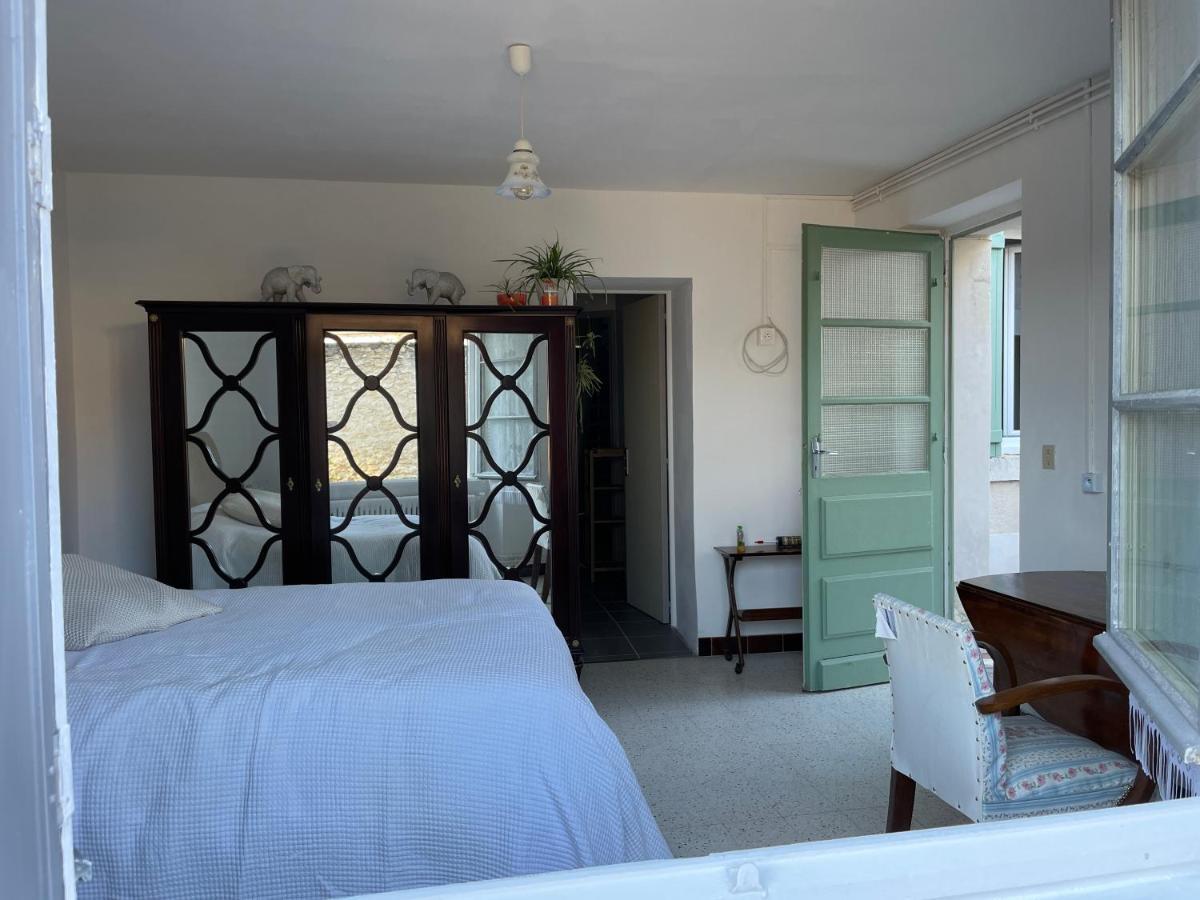 Parfums Du Bois Bed & Breakfast Selles-sur-Cher Exterior photo